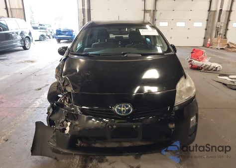 2010 Toyota Prius Iii z USA, uszkodzony, nr VIN JTDKN3DU3A0187213